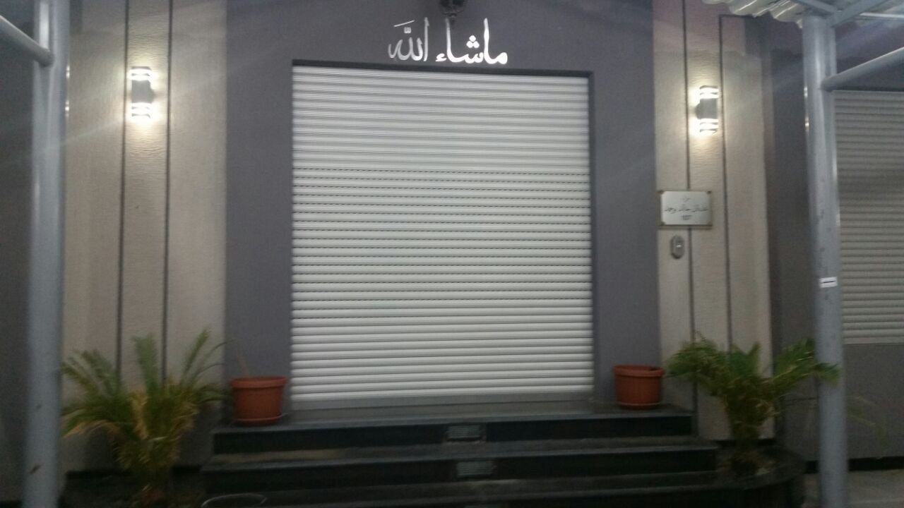 فني ورشة نجمة المنيوم الكويت